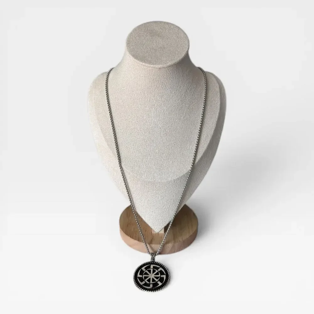 Men’s Vintage Round Pendant Necklace